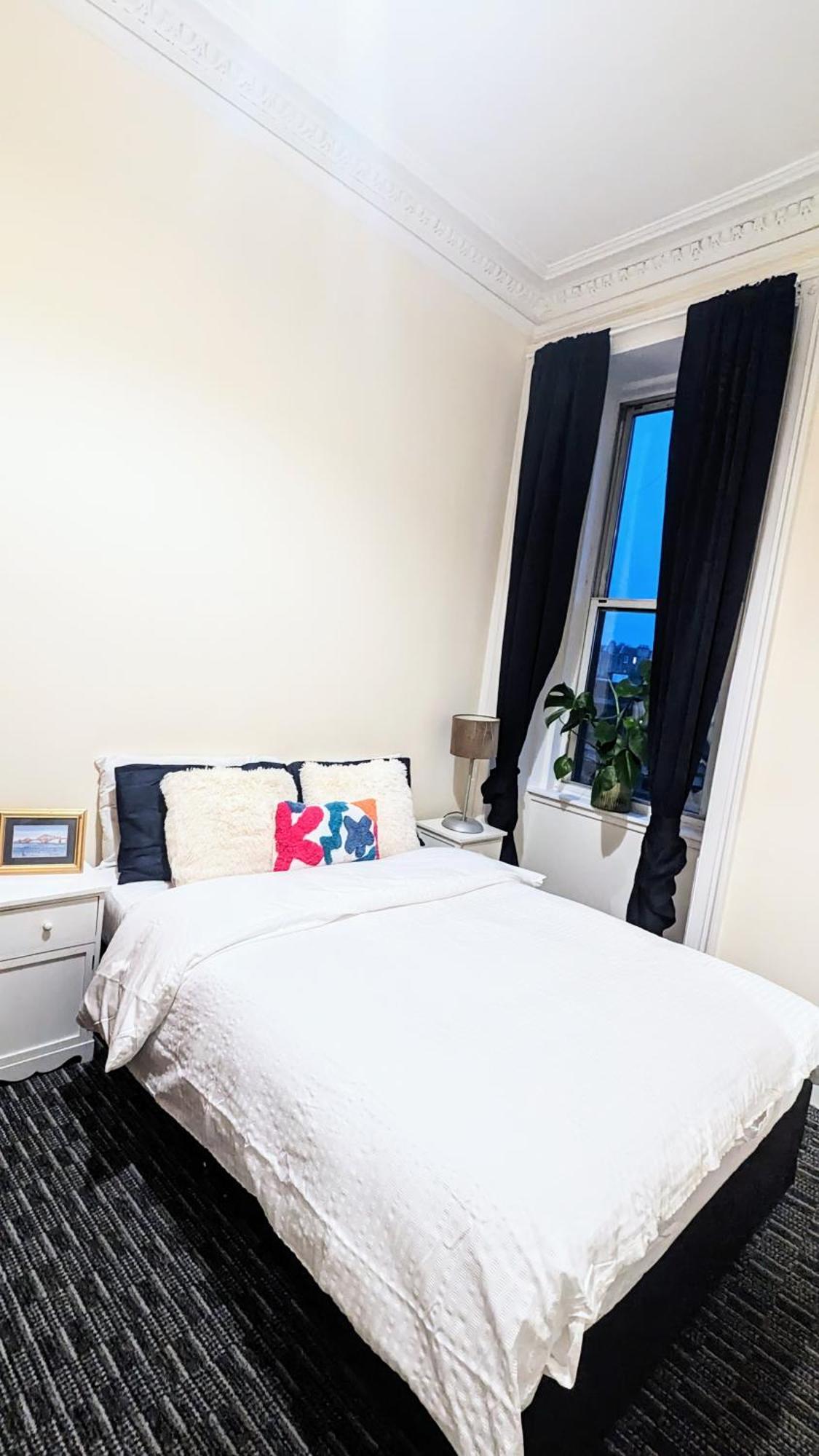 Edinburgh City Center Haymarket Double Room المظهر الخارجي الصورة