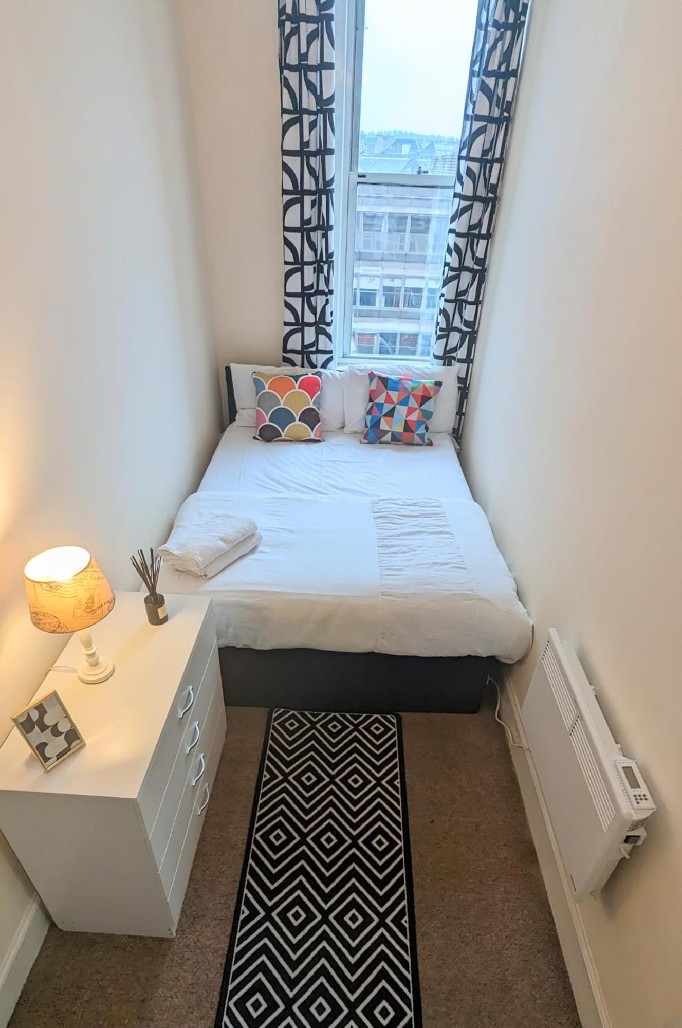 Edinburgh City Center Haymarket Double Room المظهر الخارجي الصورة